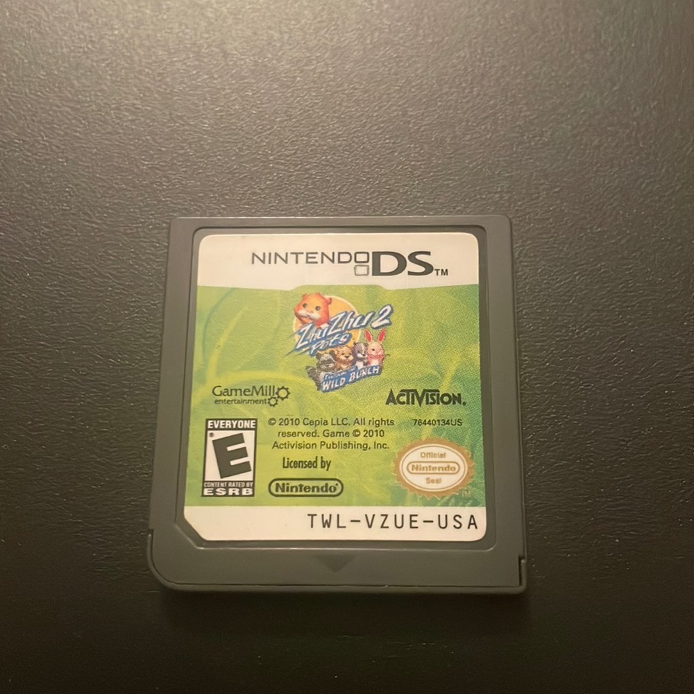 Zhu Zhu Pets 2 Enter the Wild Bunch Video Game for Nintendo DS